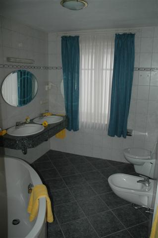 Biohotel Zum Baeren Rothenburg ob der Tauber Ngoại thất bức ảnh